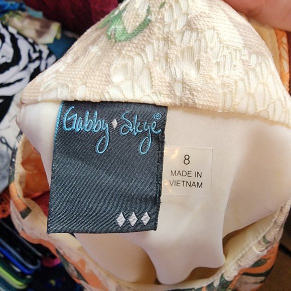 Gabby Skye Floral Dress Size 8 Great Shape - Picture 6 of 6